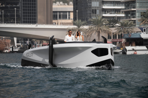 Amr Diab with Ennjy Kiwan in Dubai